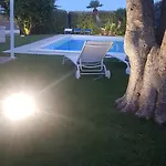 Villa Brancasi Con Piscina
