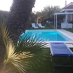 Villa Brancasi Con Piscina Brindisi
