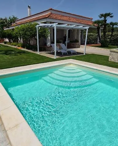 Villa Brancasi Con Piscina